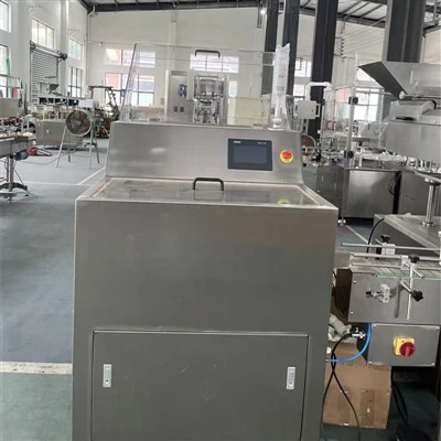Proces pakovanja softgel boca